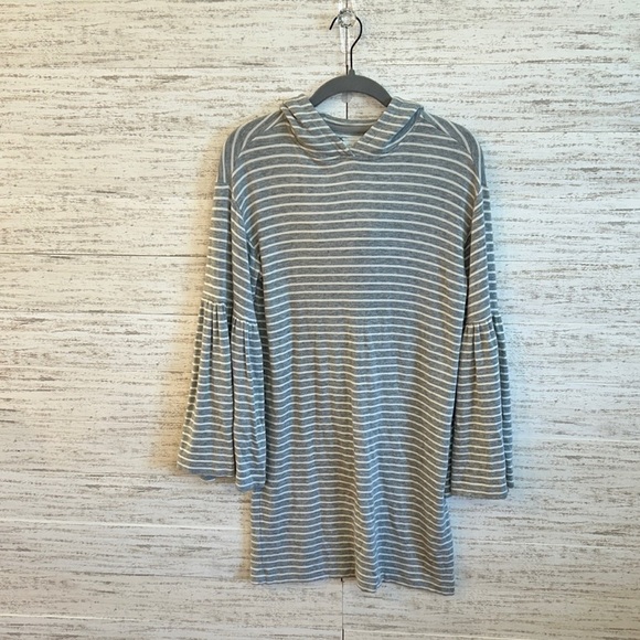 Lou & Grey 3/4 Wide Sleeve Hoodie Sweater Dress l SIZE XS - Picture 1 of 7